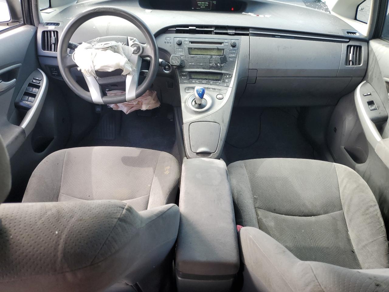 2011 TOYOTA PRIUS