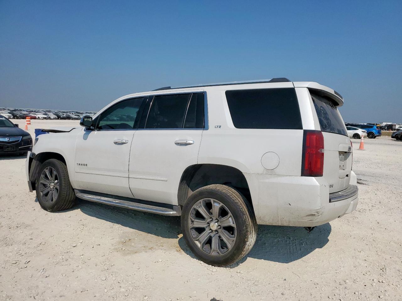 2016 CHEVROLET Tahoe