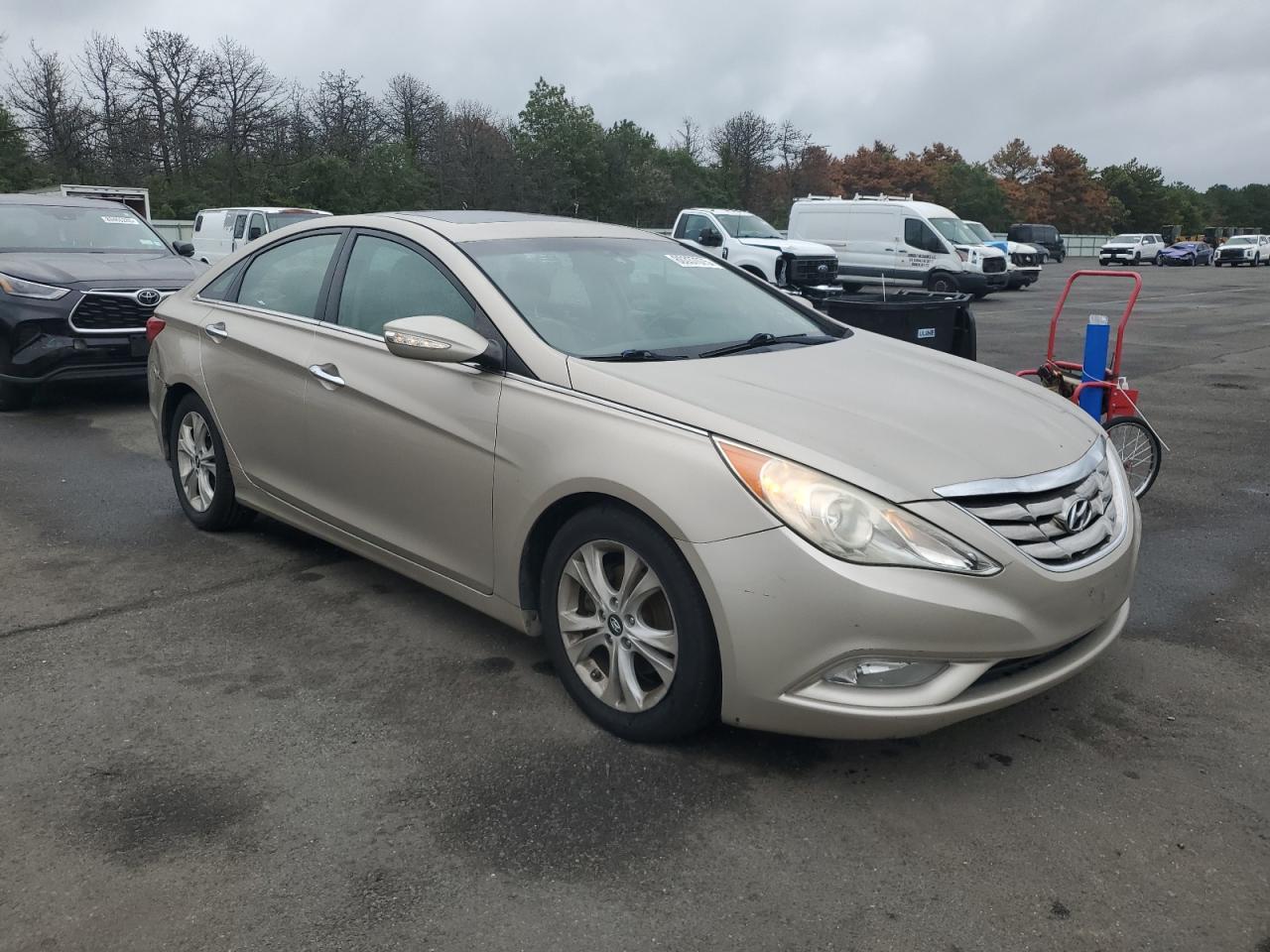 2011 HYUNDAI SONATA