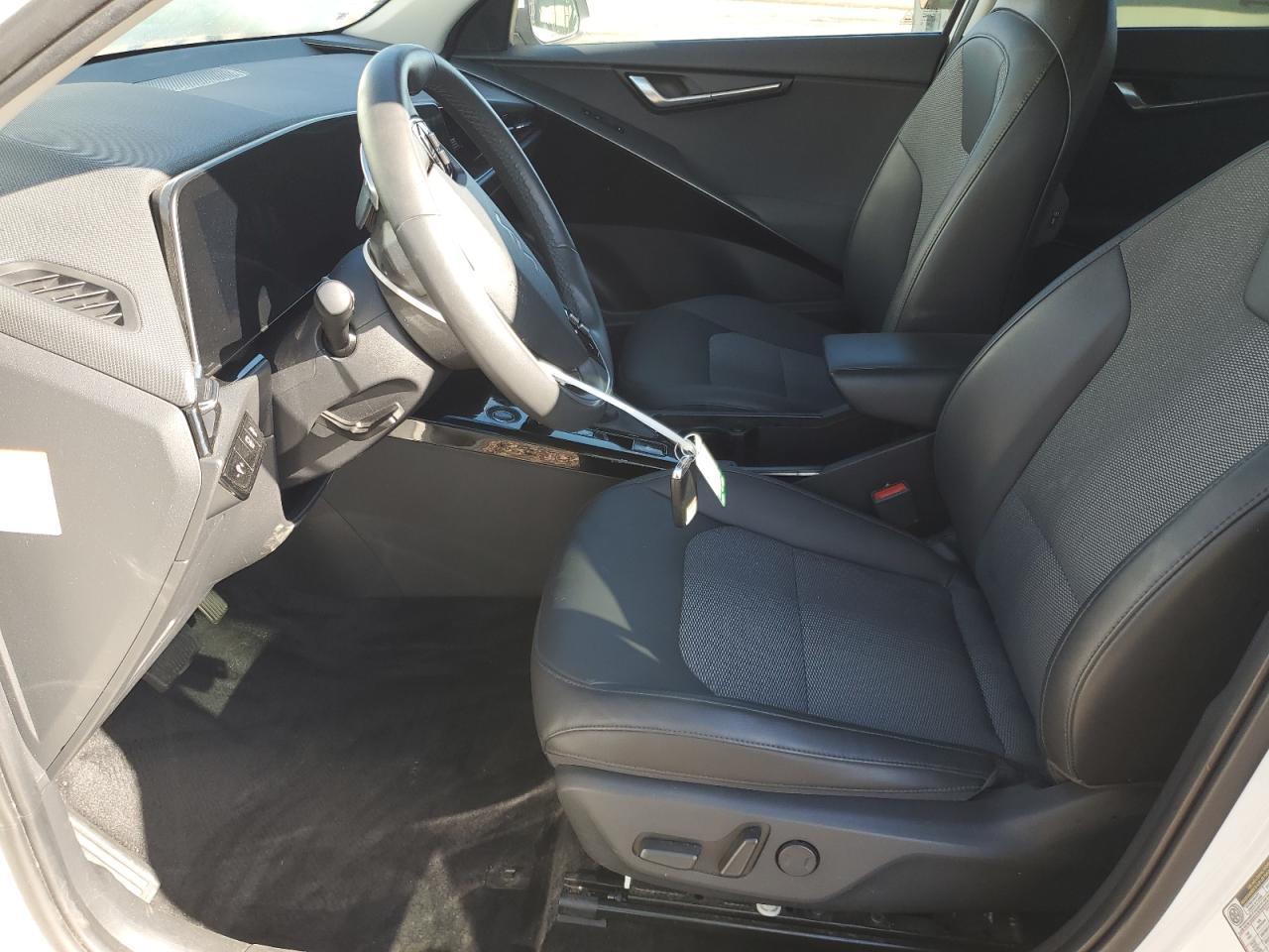 2023 KIA Niro