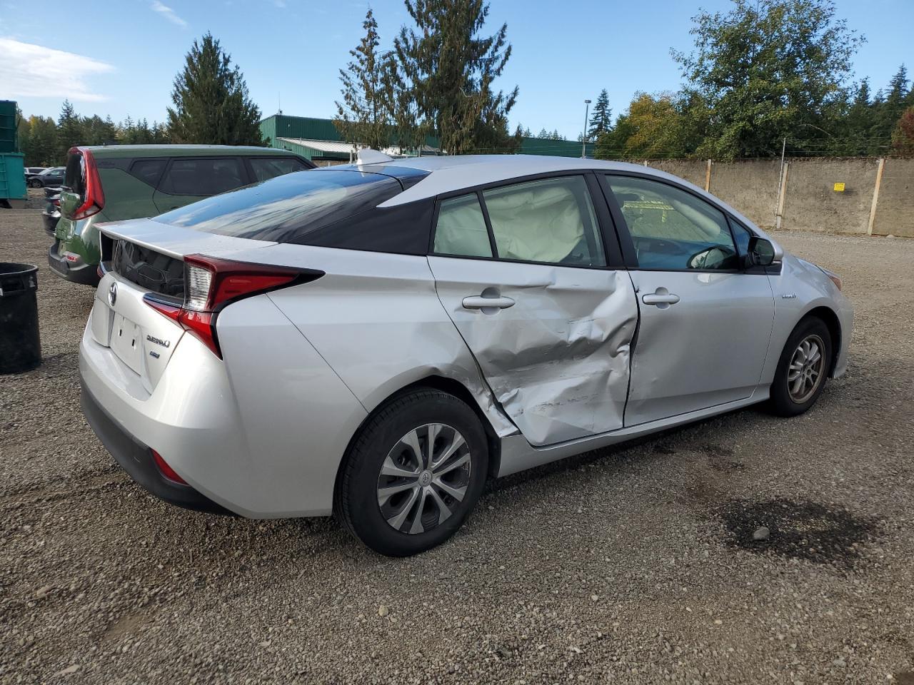 2022 TOYOTA PRIUS