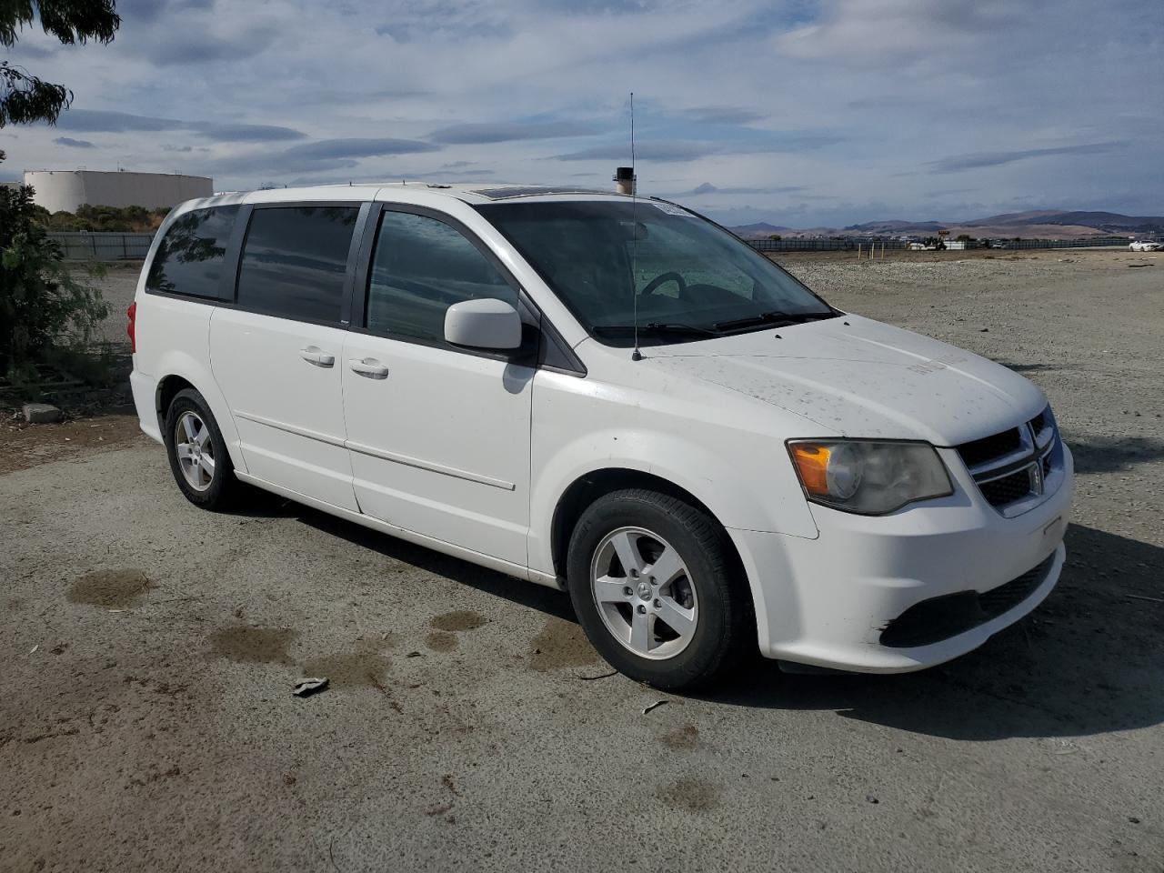 2013 DODGE GRAND CARAVAN