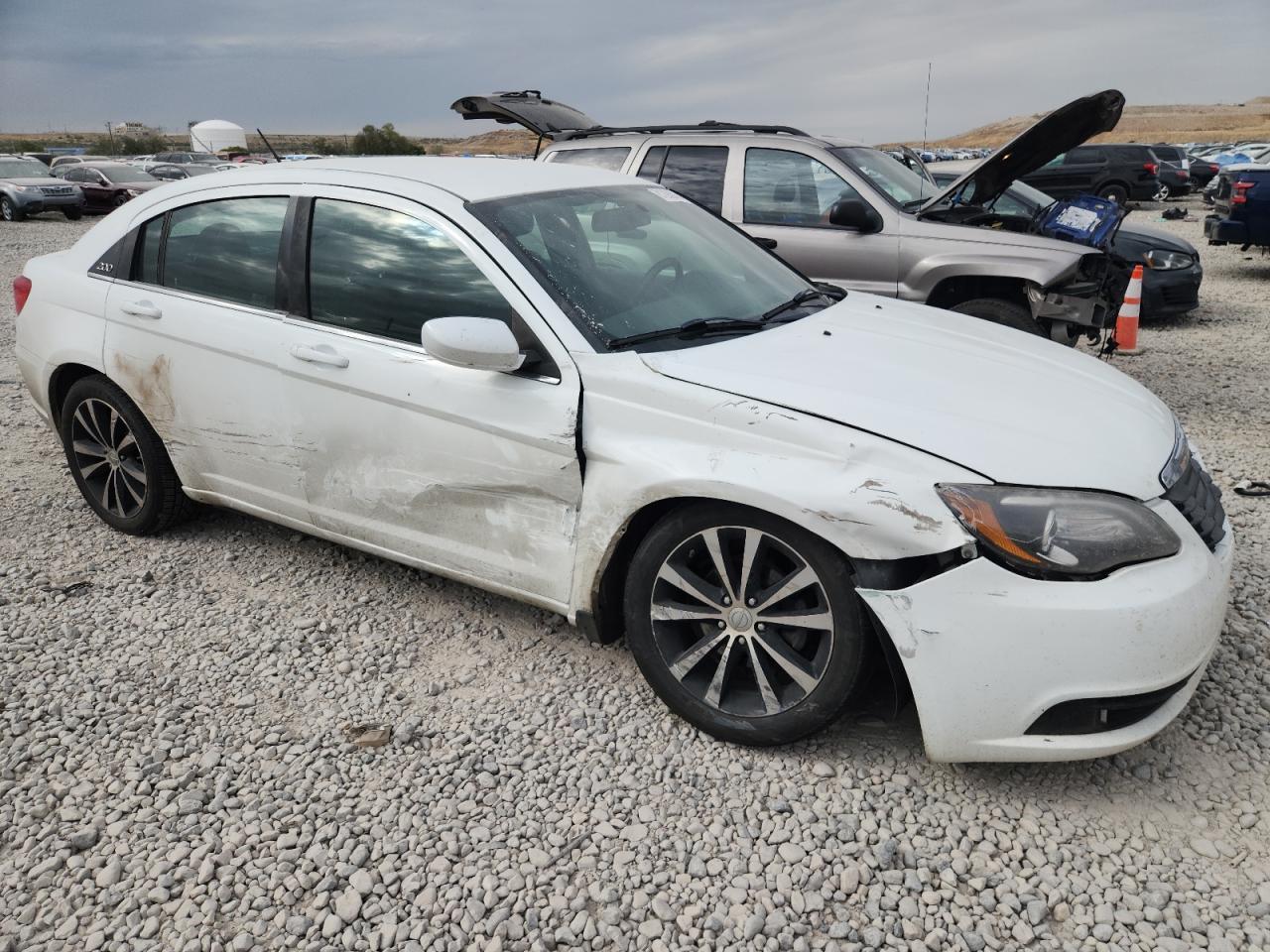 2012 CHRYSLER 200