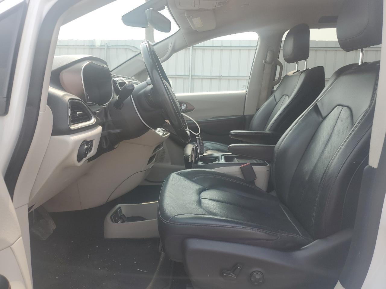 2019 CHRYSLER Pacifica