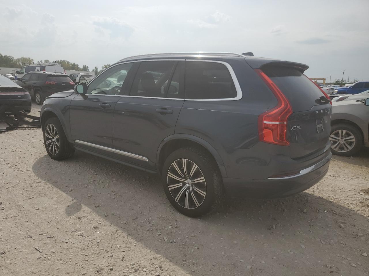 2024 VOLVO XC90