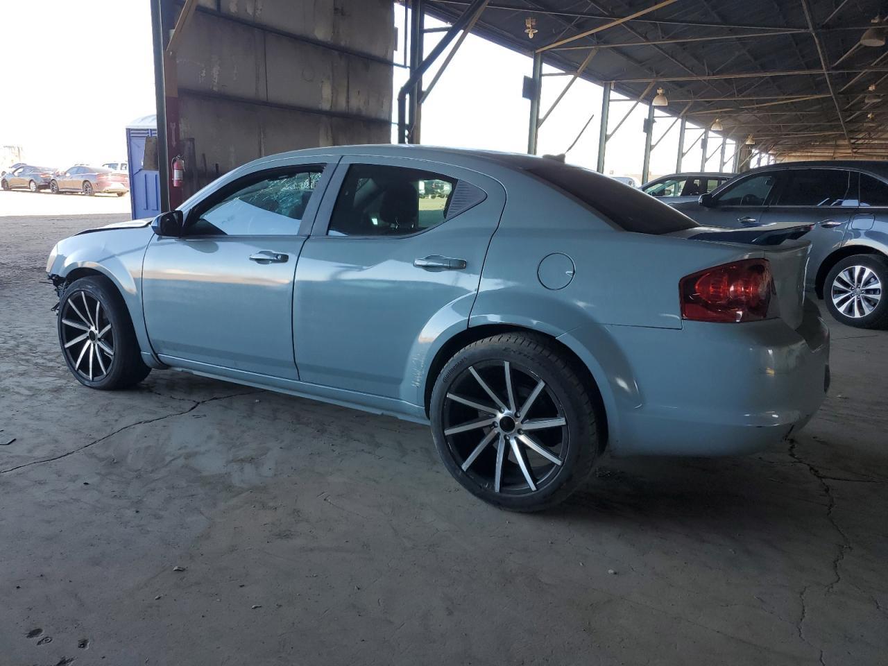 2011 DODGE Avenger