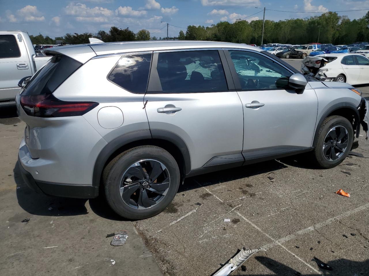 2025 NISSAN ROGUE