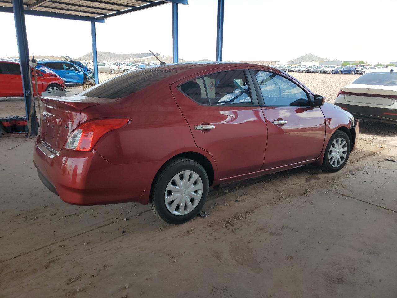 2018 NISSAN VERSA