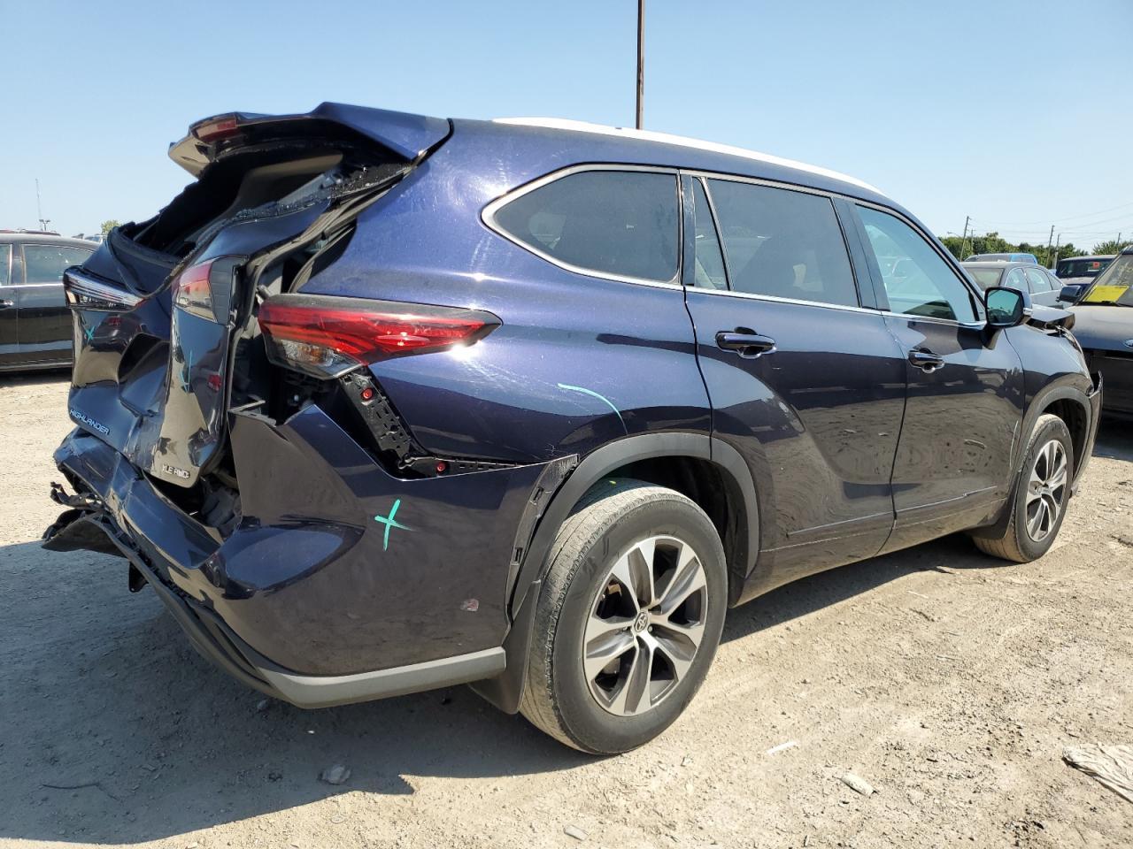 2022 TOYOTA HIGHLANDER