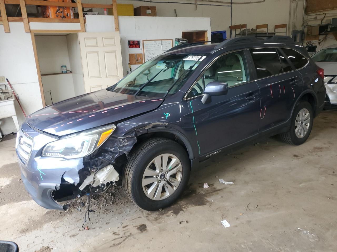 2015 SUBARU Outback