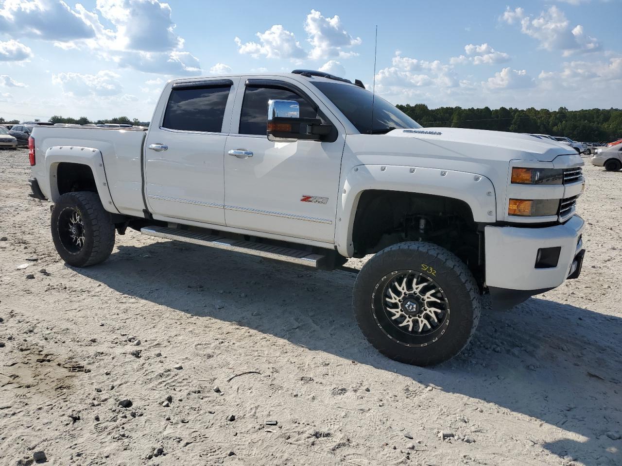 2018 CHEVROLET Silverado
