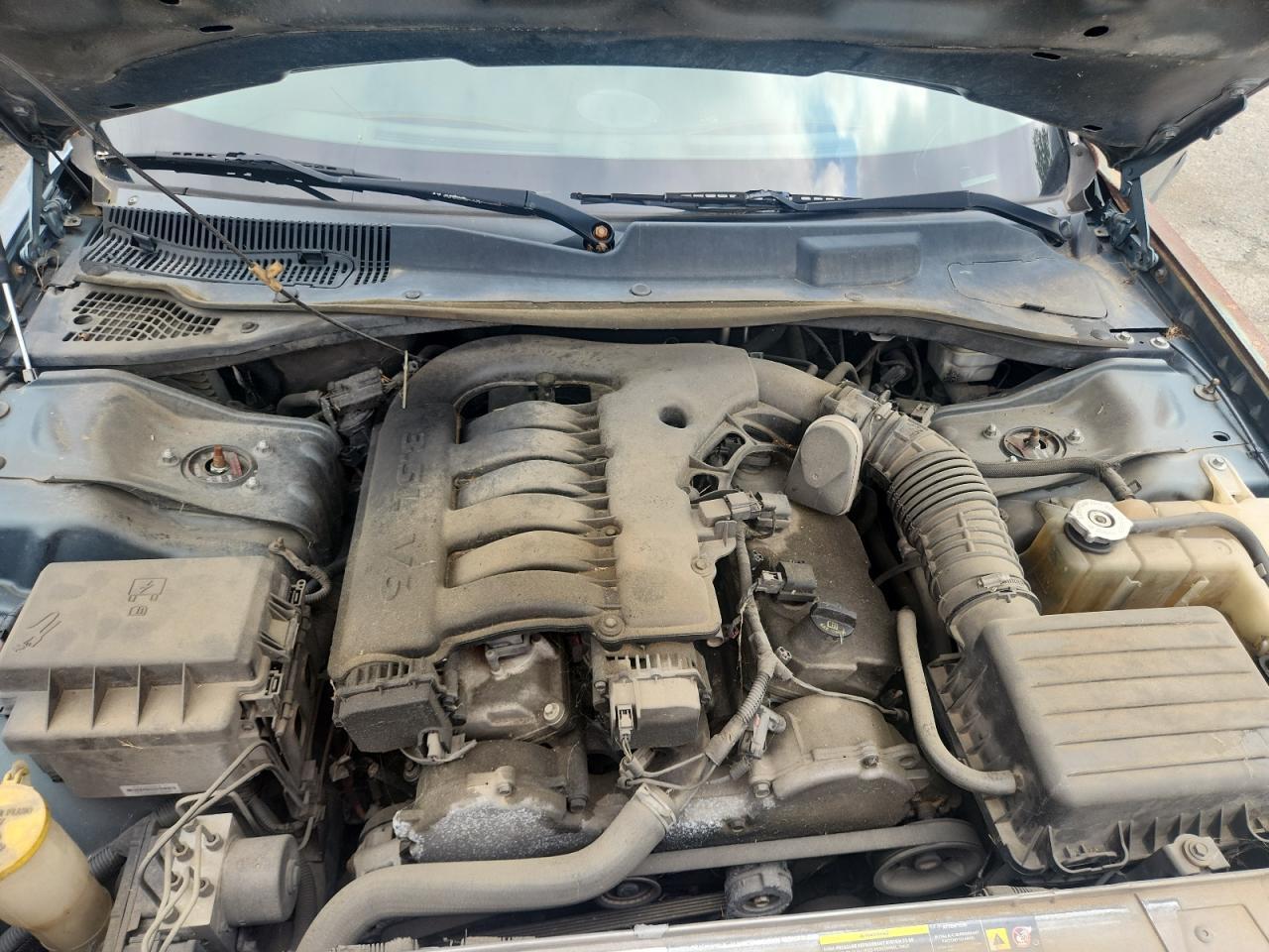 2005 CHRYSLER 300