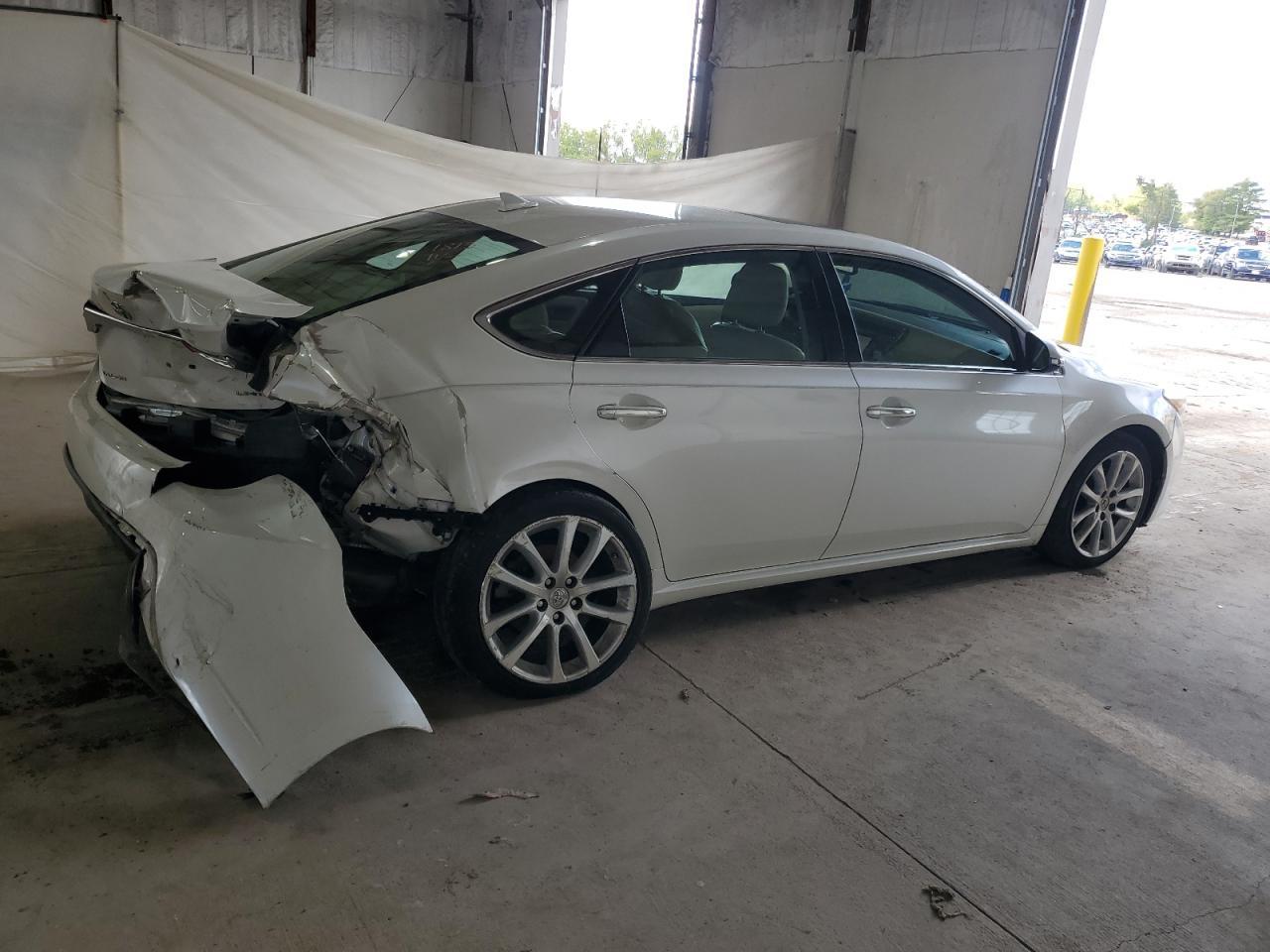 2014 TOYOTA Avalon