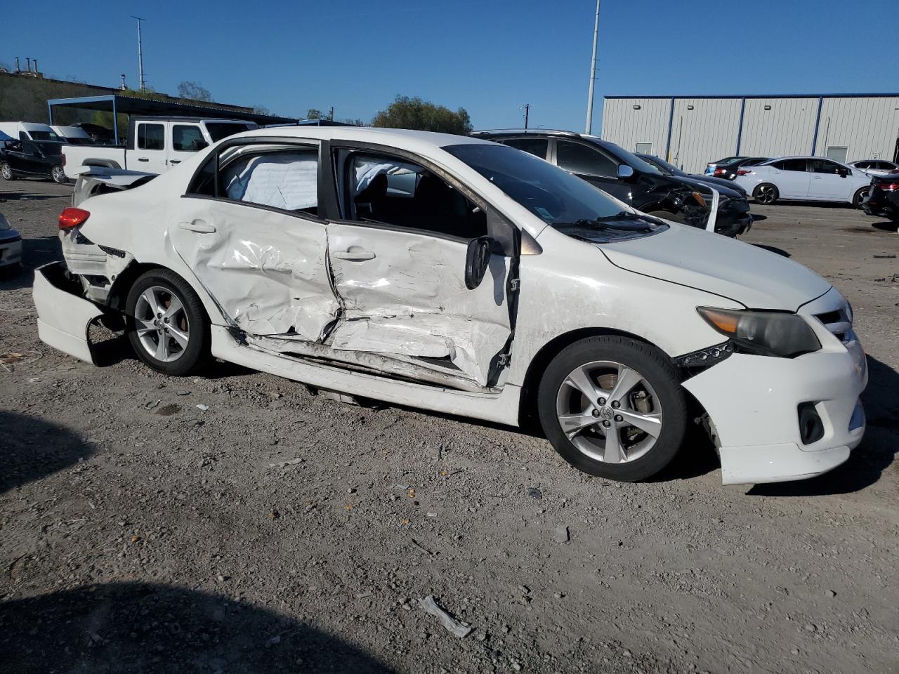 2013 TOYOTA COROLLA
