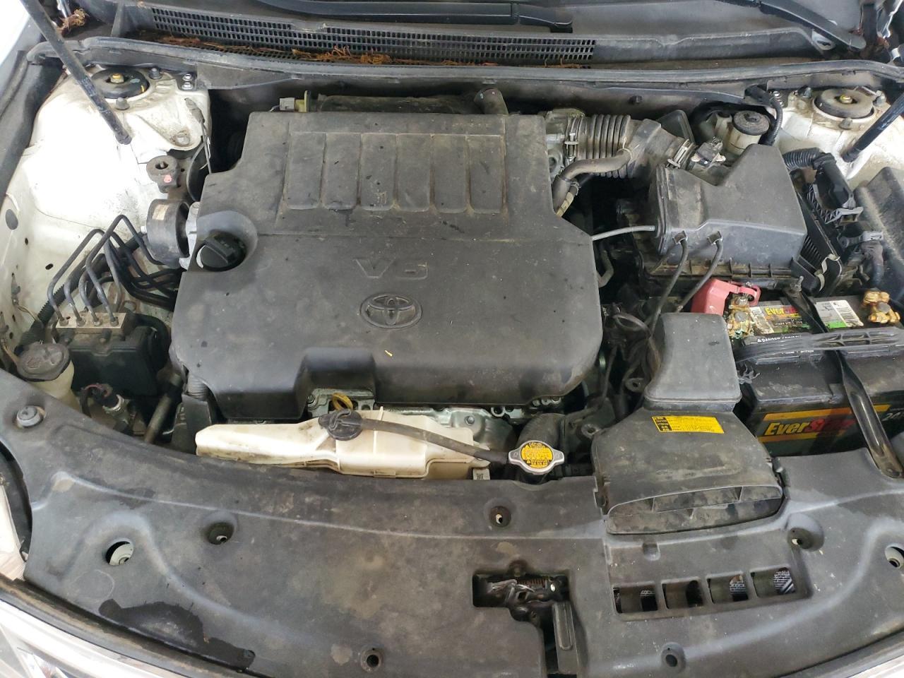 2013 TOYOTA Avalon