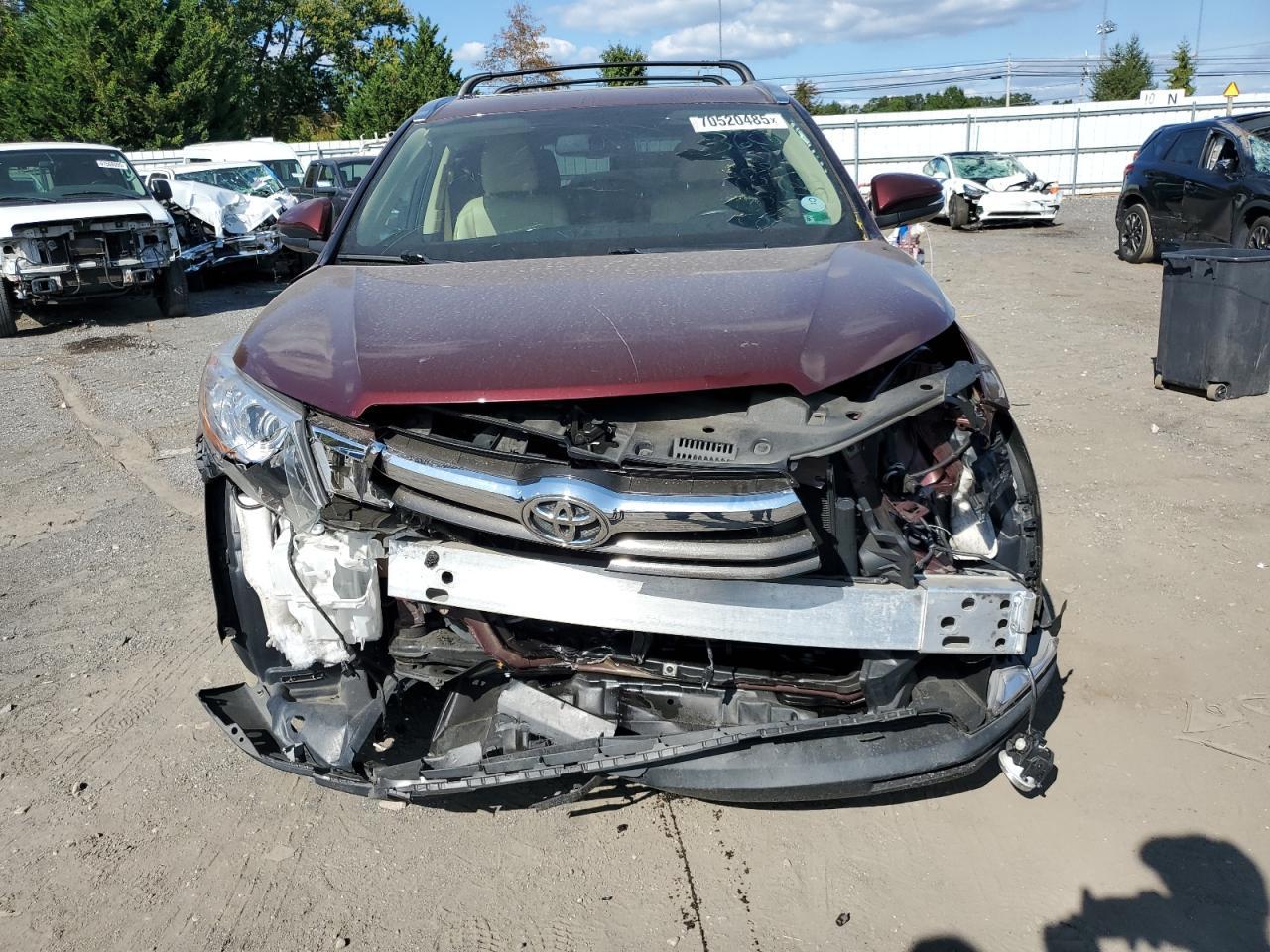 2016 TOYOTA HIGHLANDER