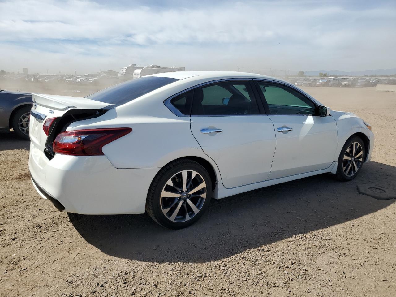 2017 NISSAN ALTIMA