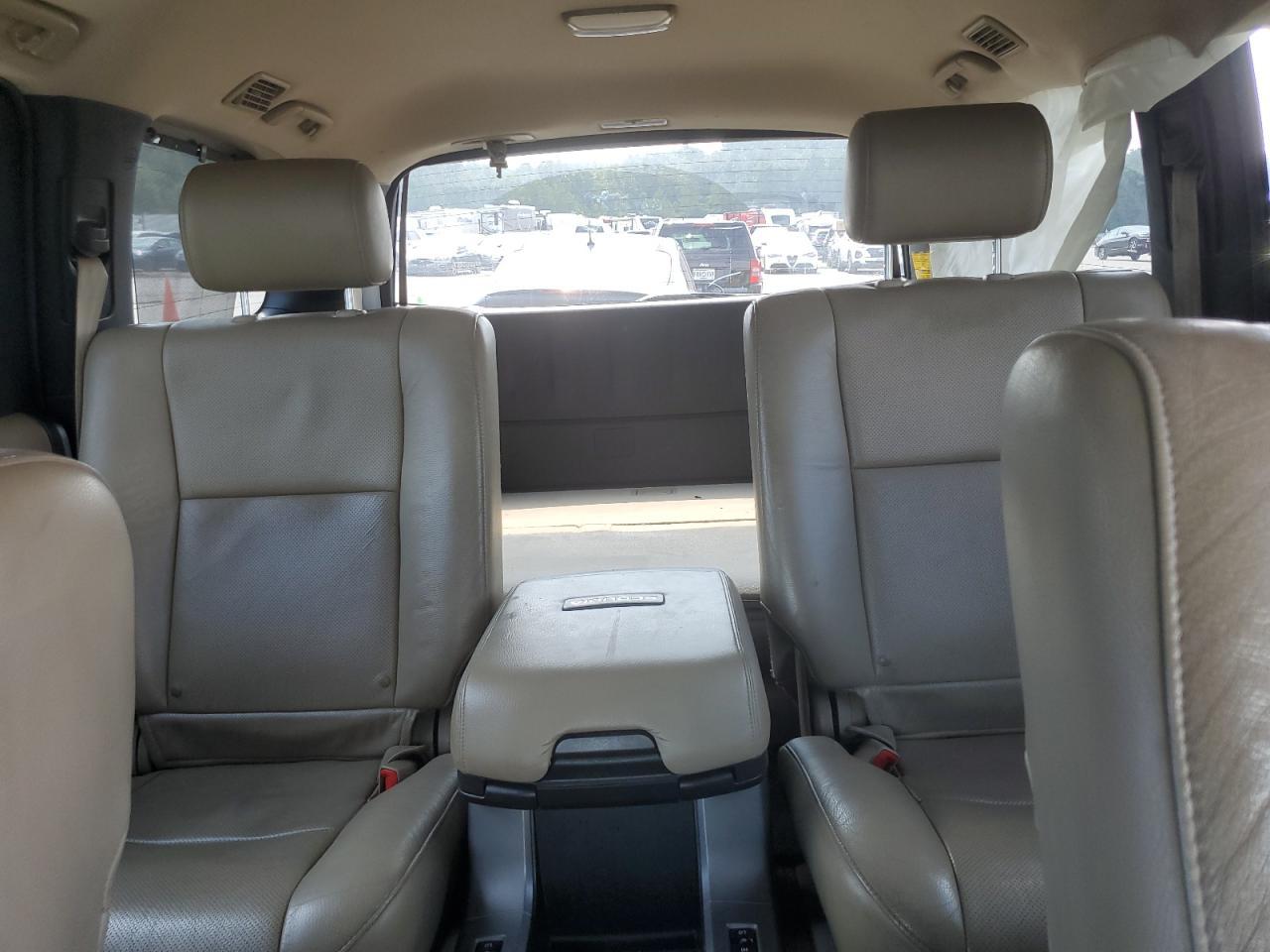 2011 TOYOTA Sequoia