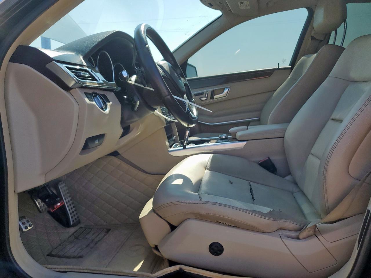2016 MERCEDES-BENZ E-Class