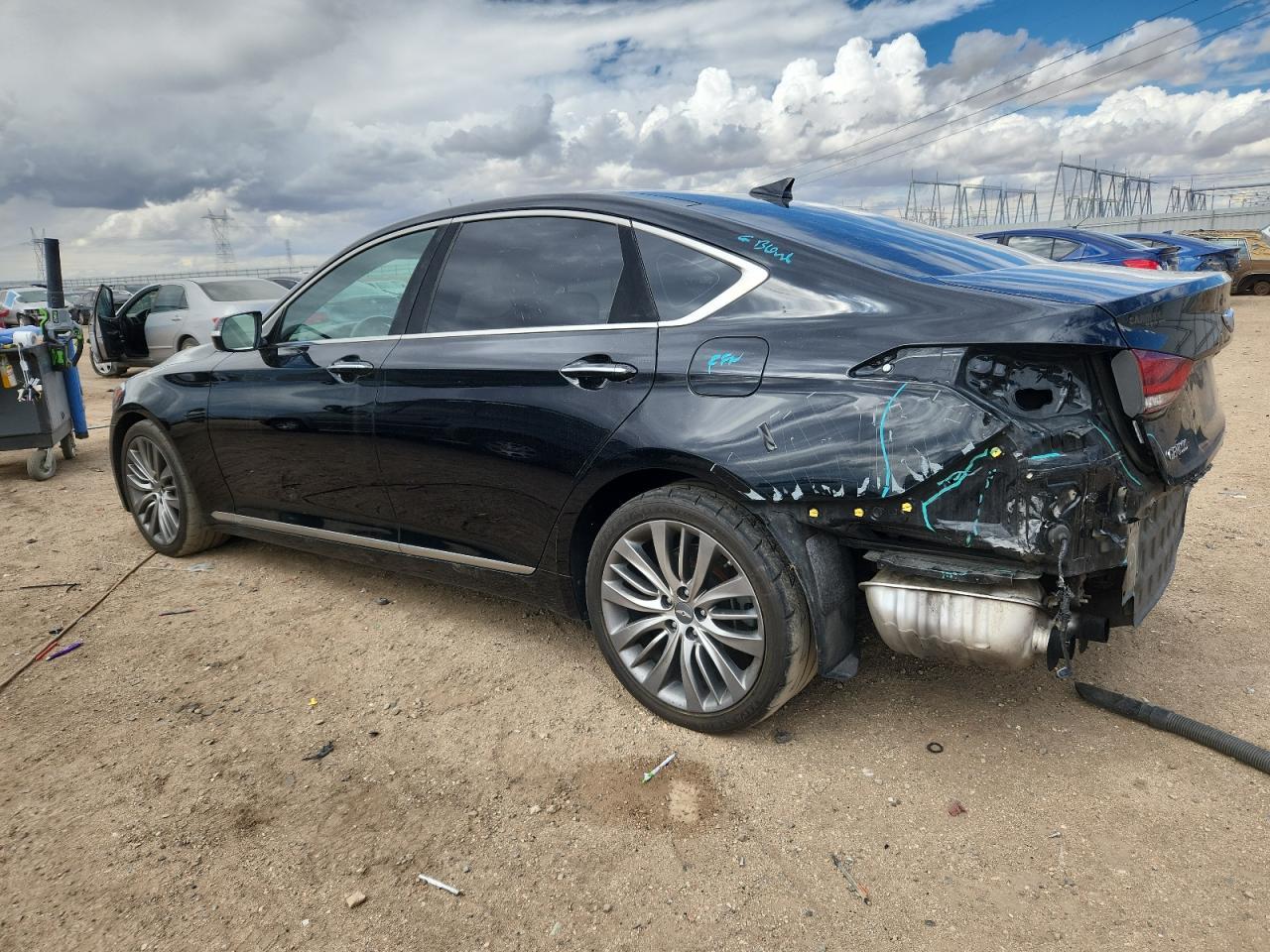 2015 HYUNDAI GENESIS