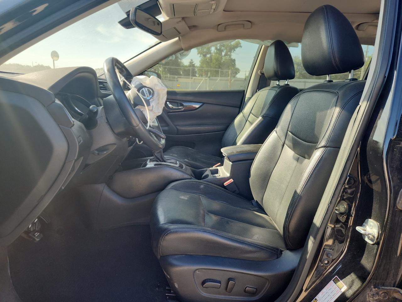 2017 NISSAN ROGUE