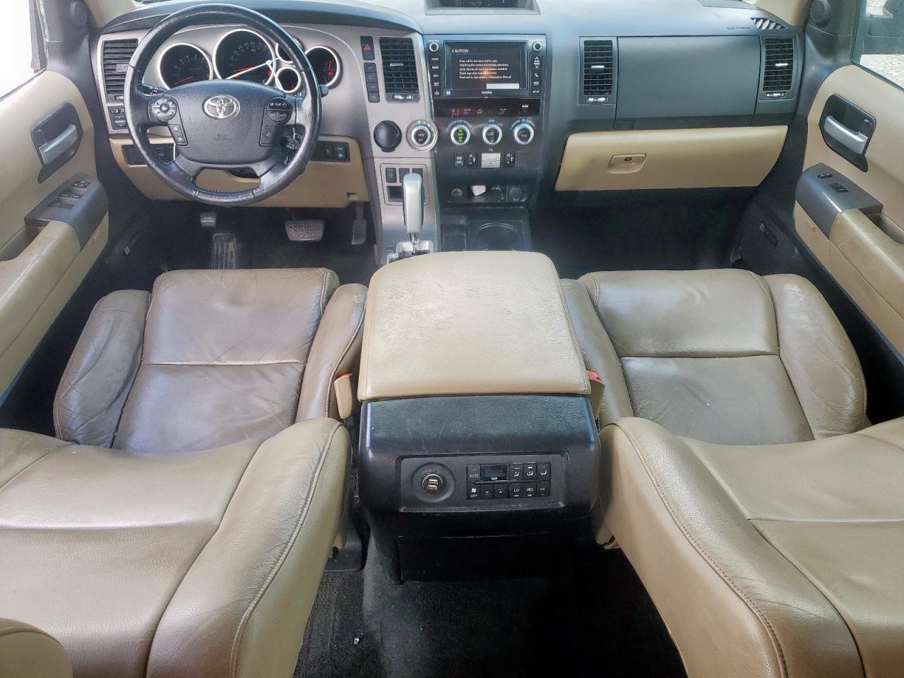 2013 TOYOTA Sequoia