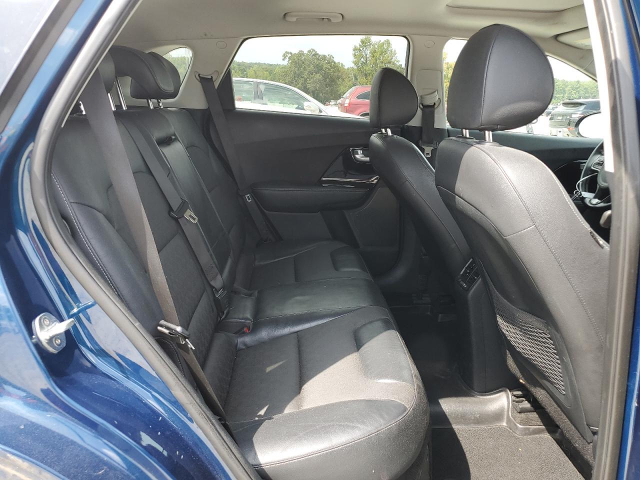 2017 KIA Niro