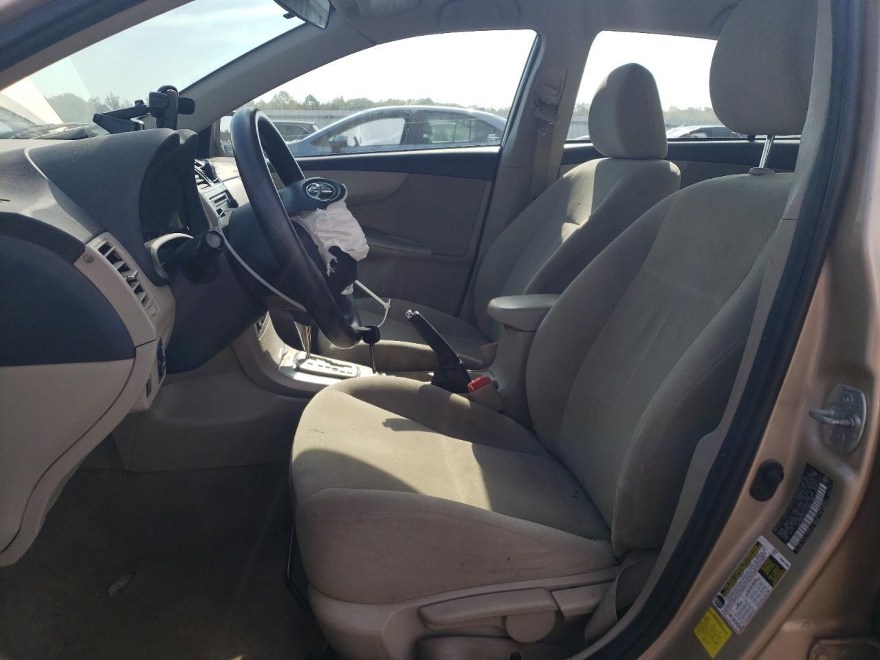 2013 TOYOTA COROLLA