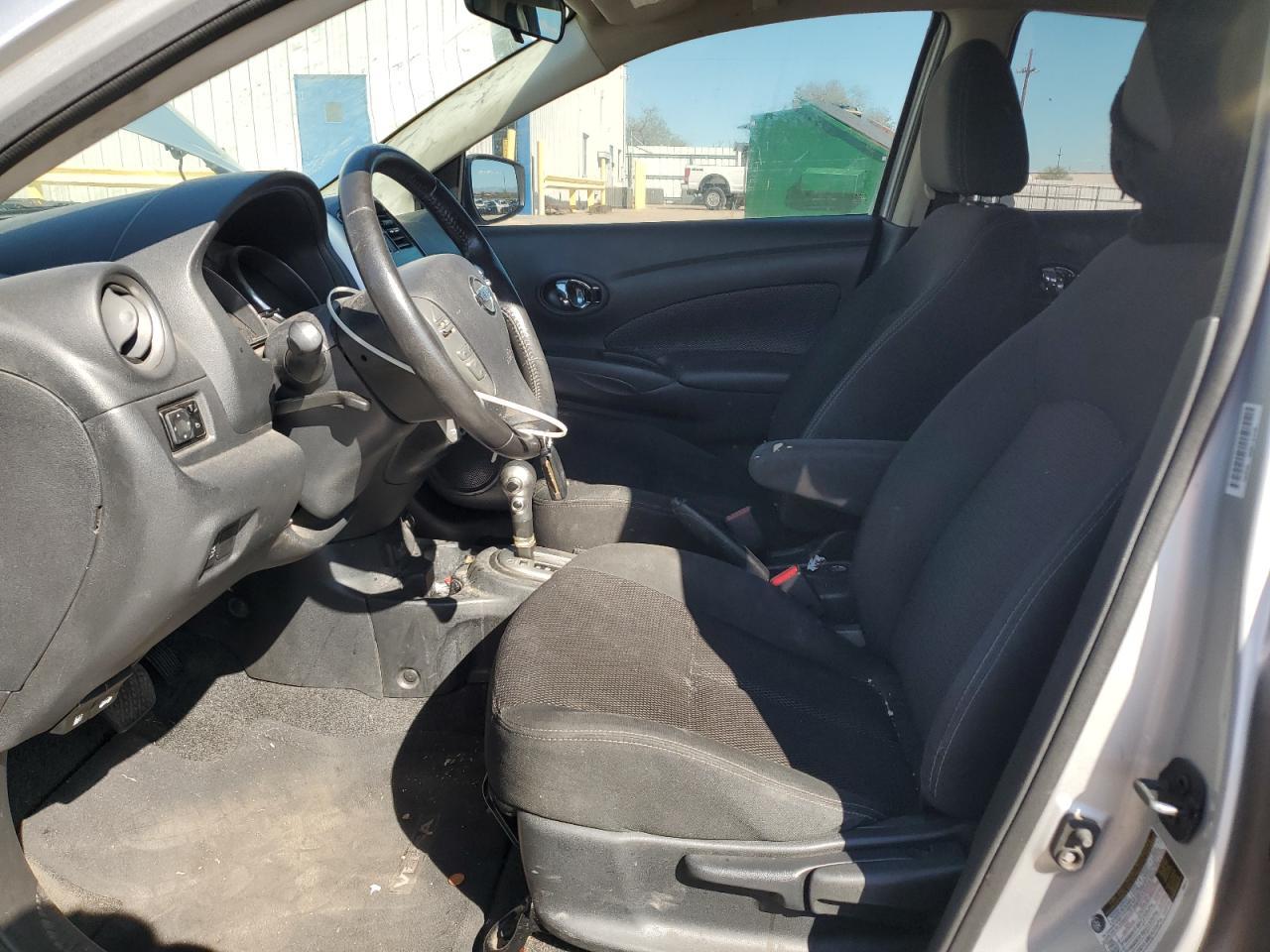 2017 NISSAN VERSA