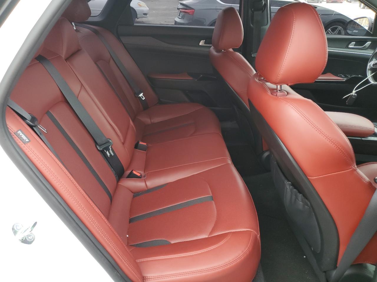 2023 KIA K5