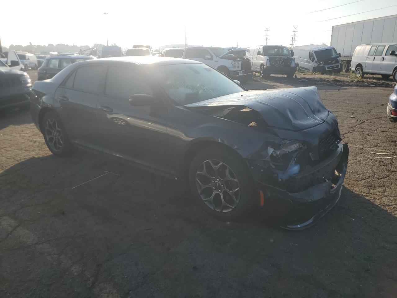 2016 CHRYSLER 300