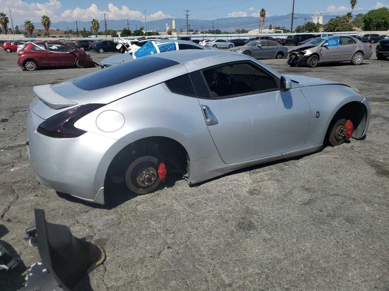 2016 NISSAN 370Z