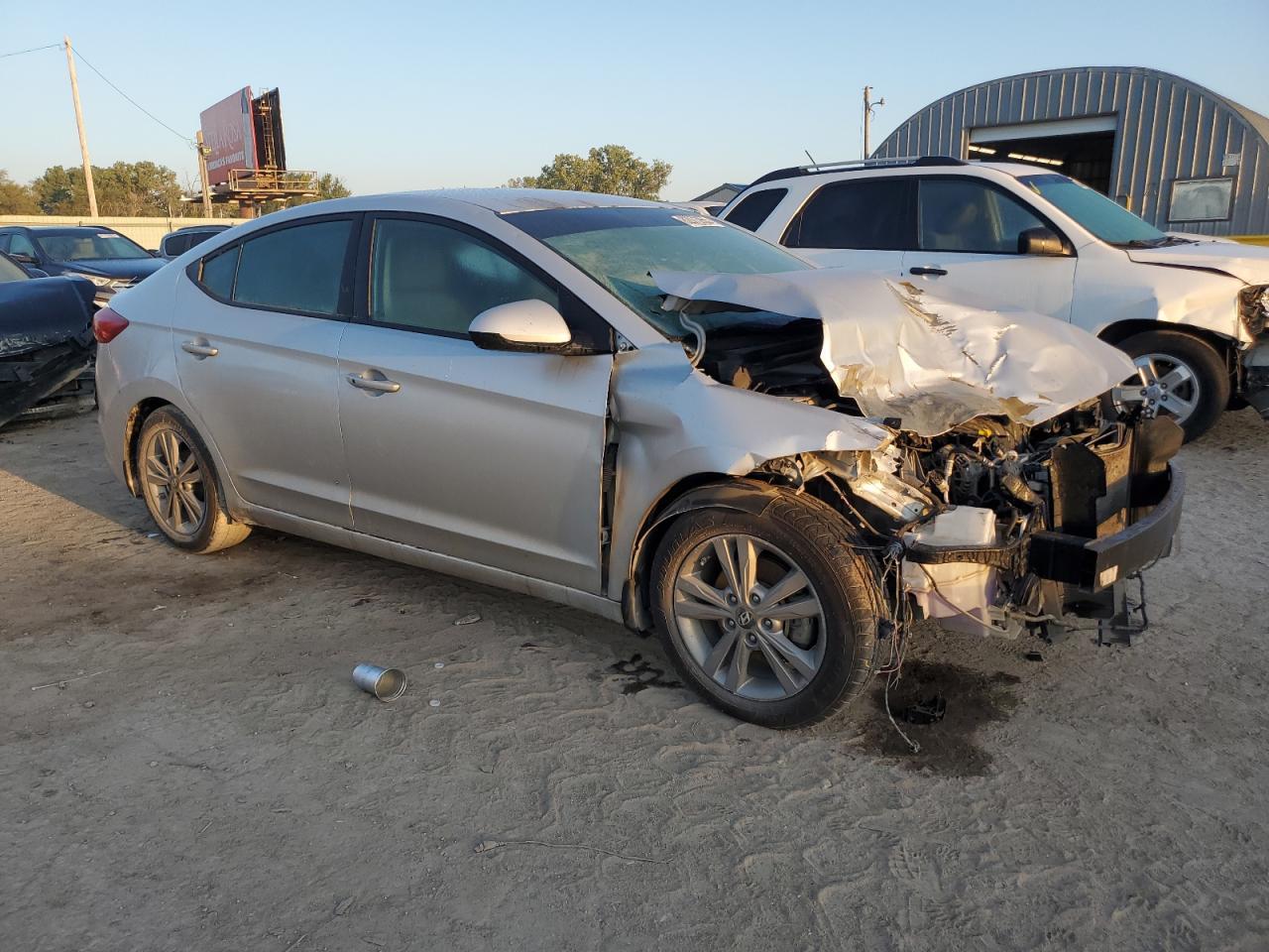 2017 HYUNDAI ELANTRA