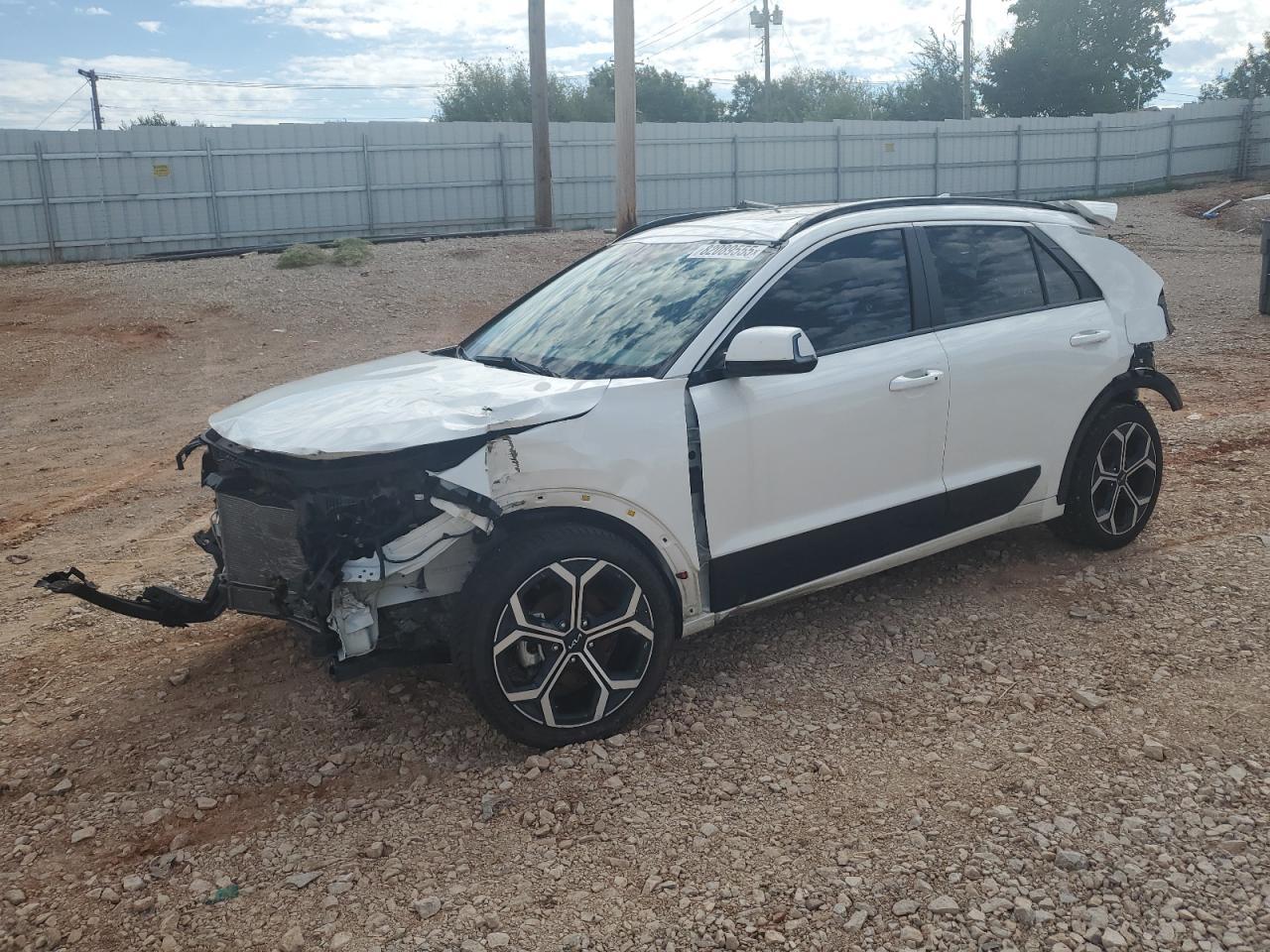 2023 KIA Niro