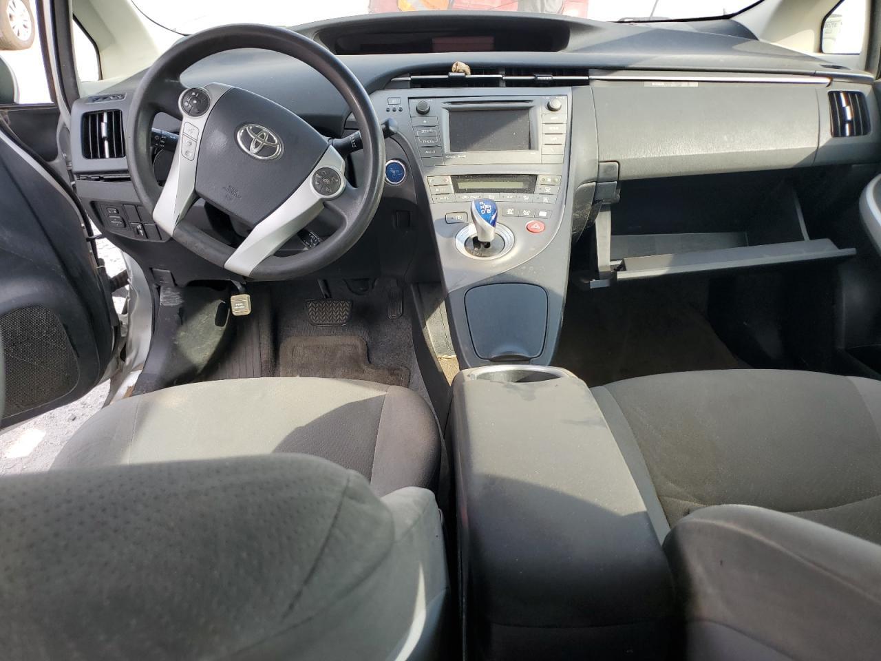 2013 TOYOTA PRIUS