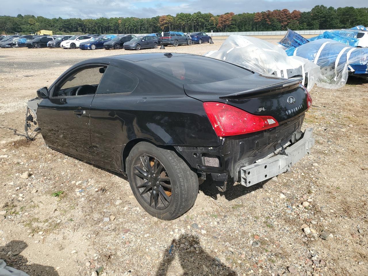 2011 INFINITI G37