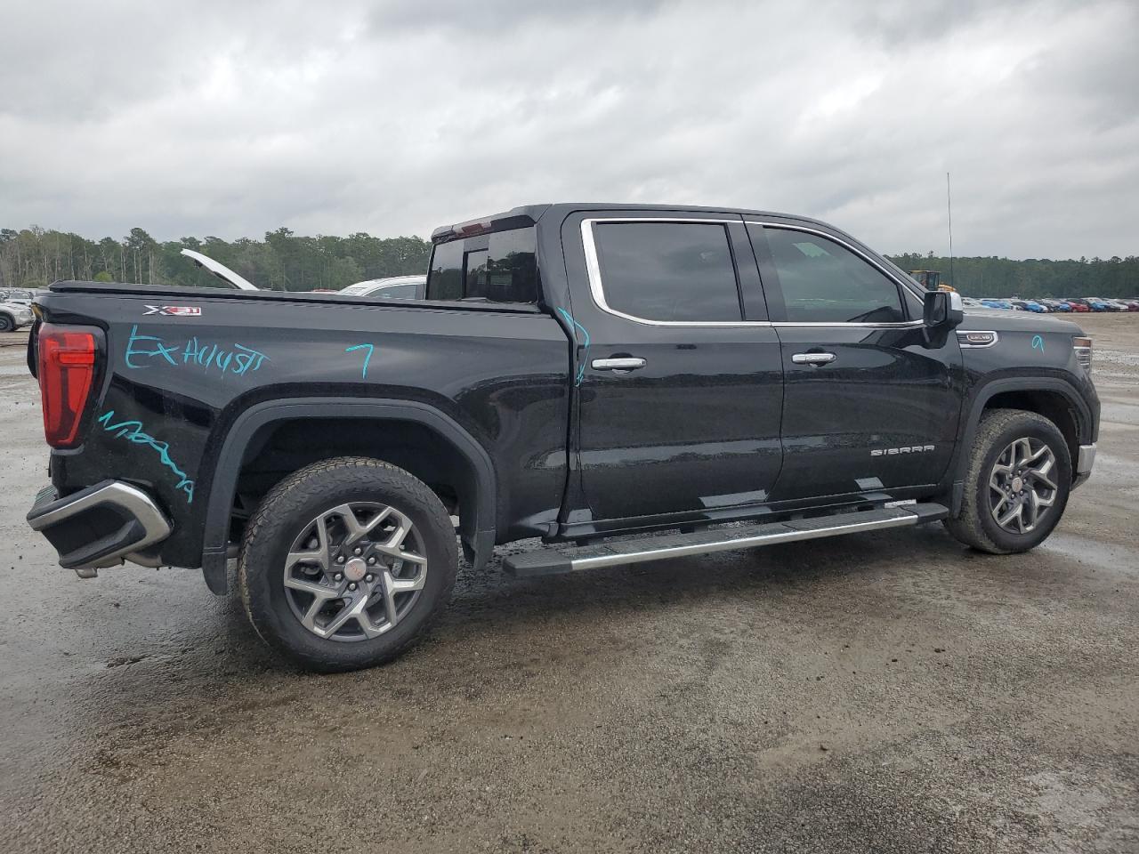 2025 GMC Sierra