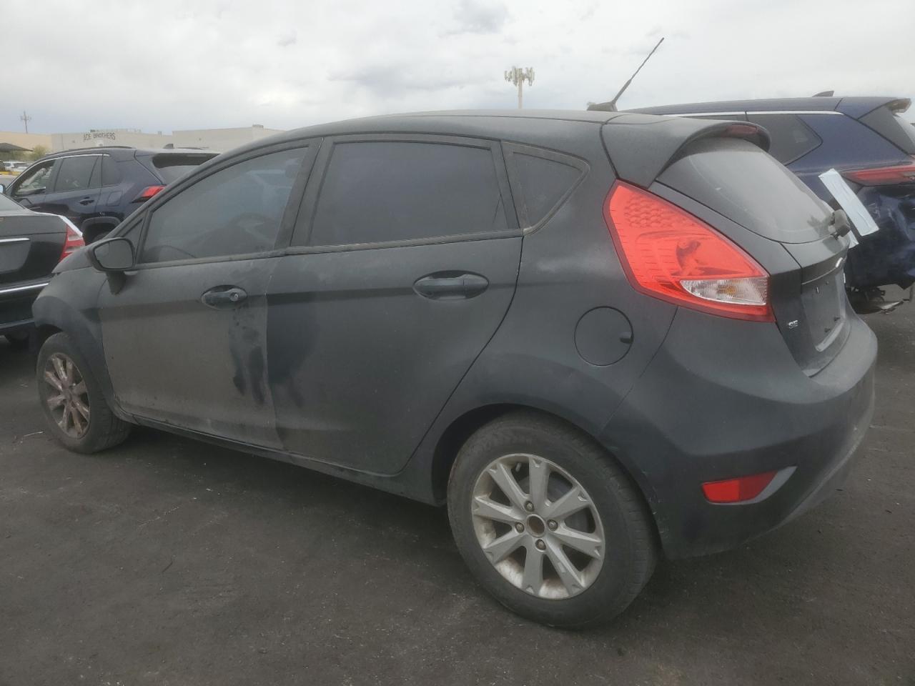 2011 FORD Fiesta