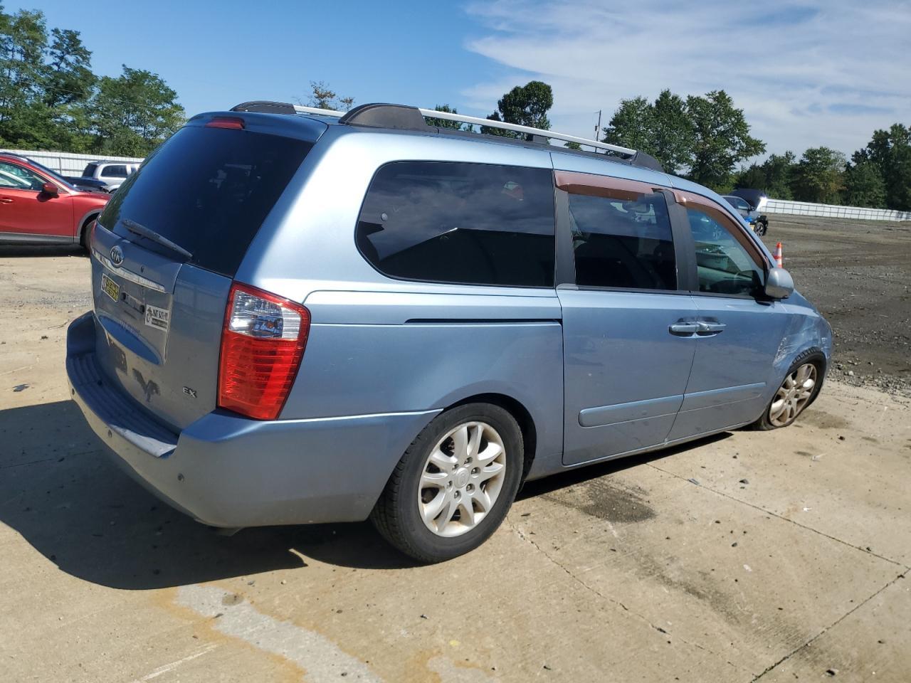 2008 KIA SEDONA