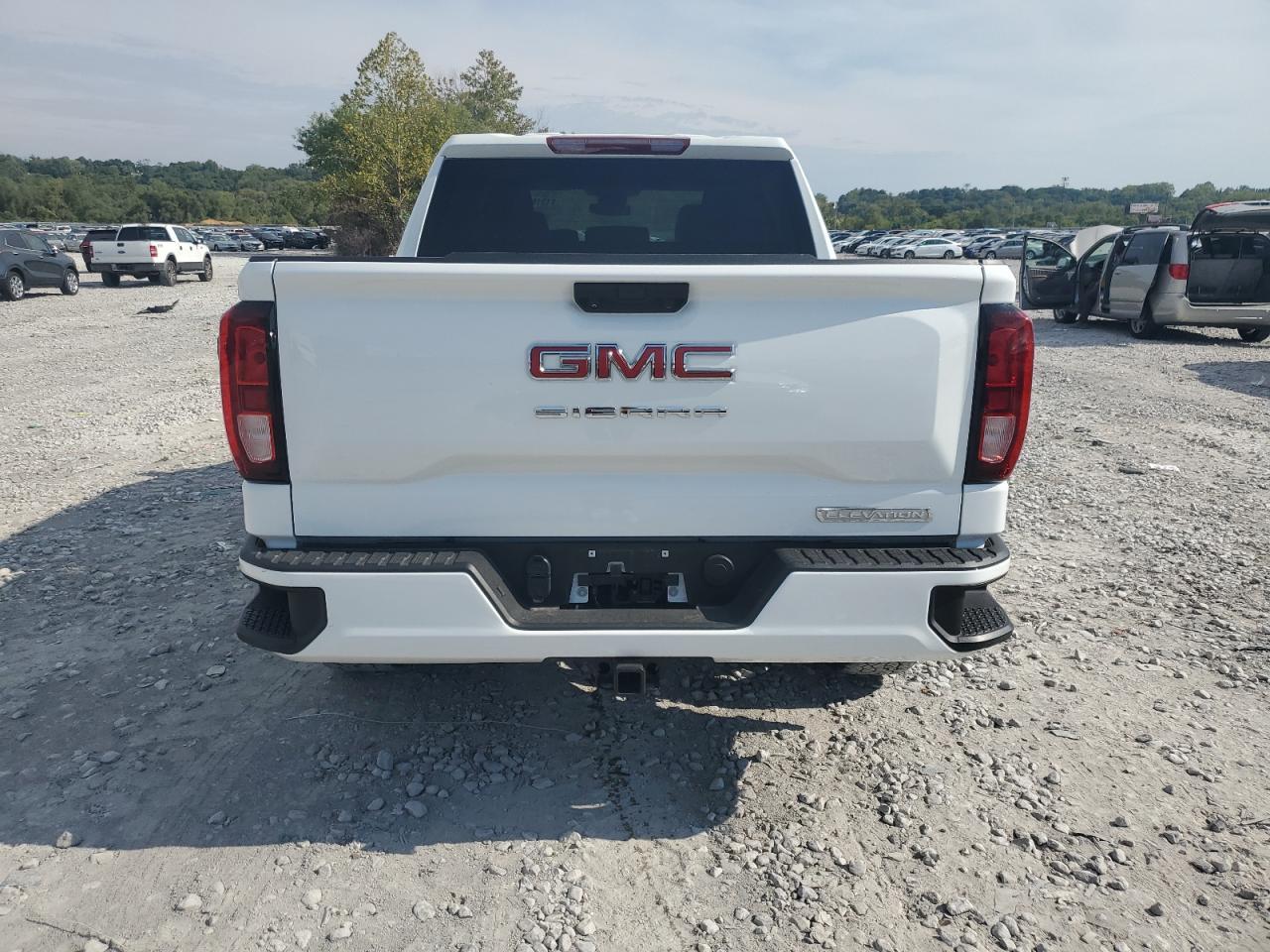 2023 GMC Sierra