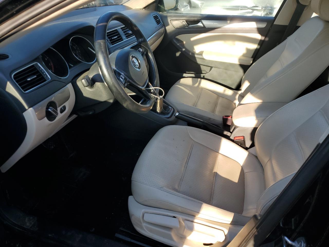 2017 VOLKSWAGEN JETTA
