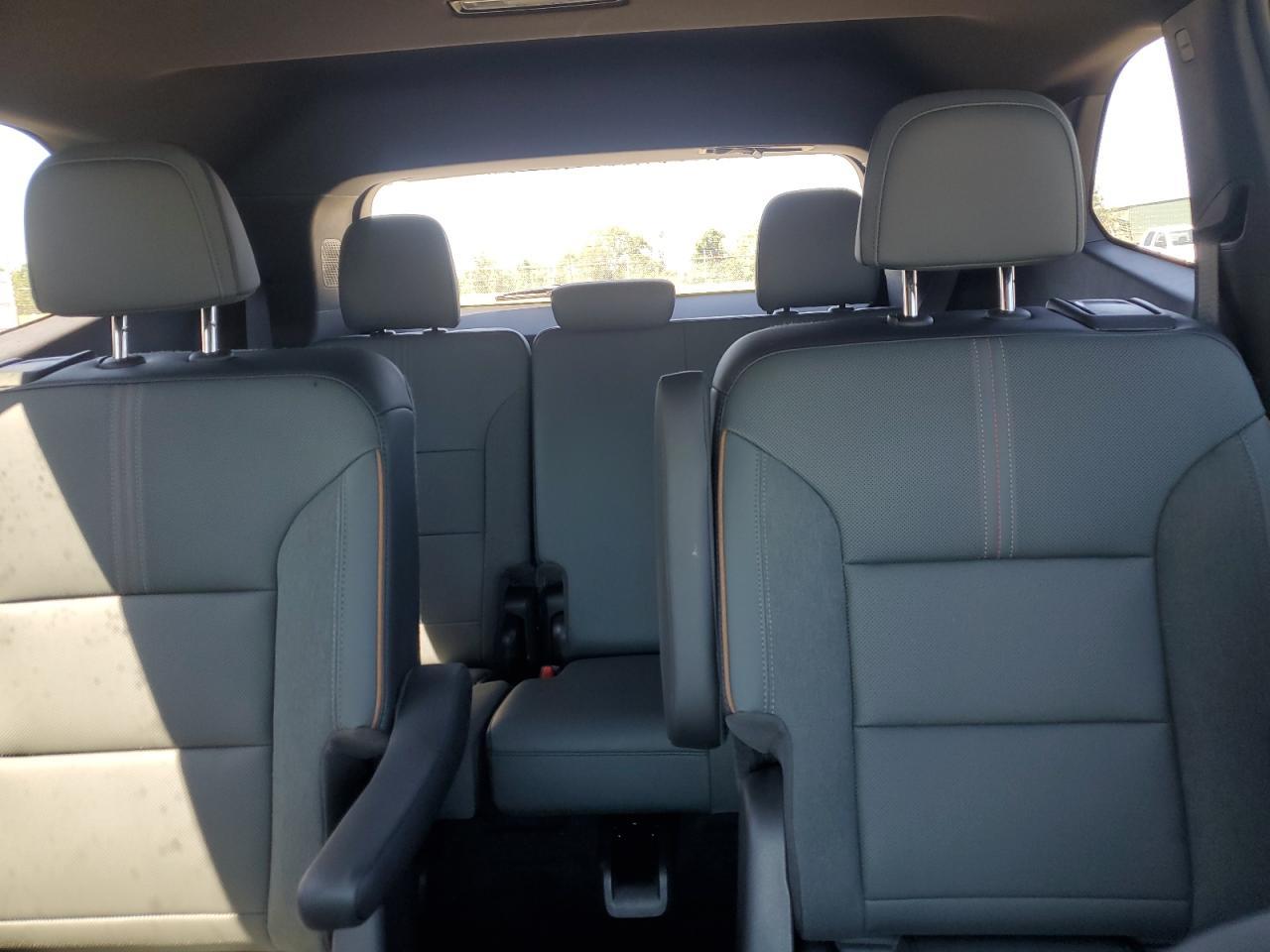 2024 GMC ACADIA