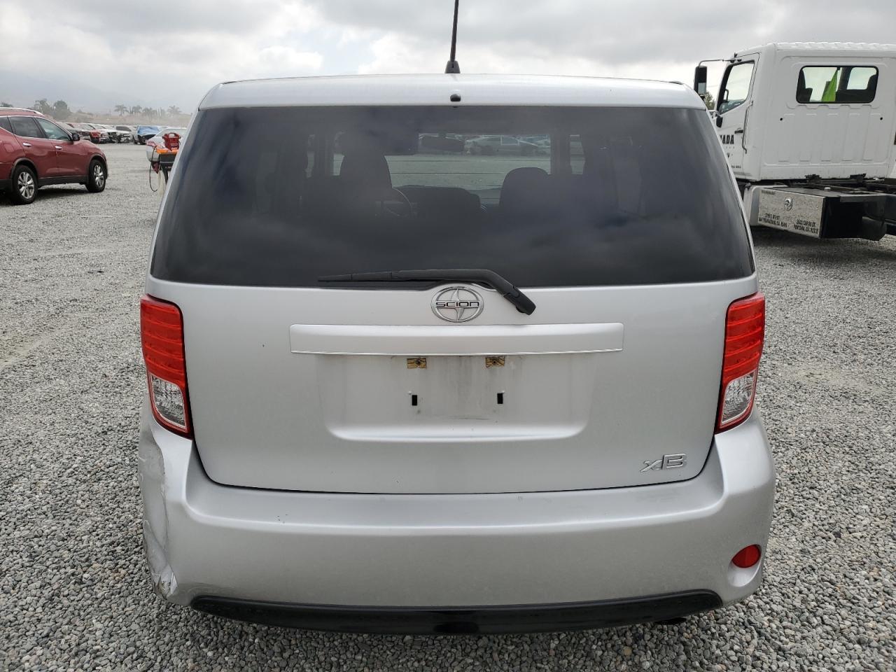 2013 TOYOTA SCION