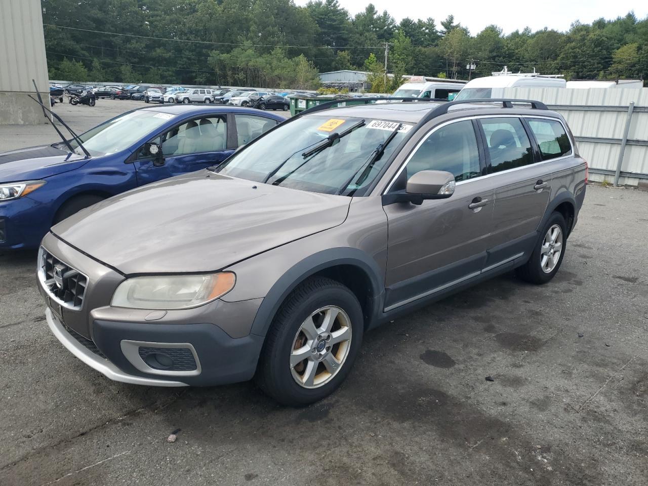 2010 VOLVO XC70
