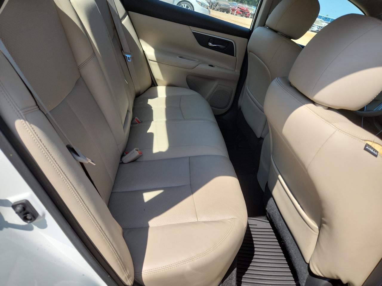 2016 NISSAN ALTIMA