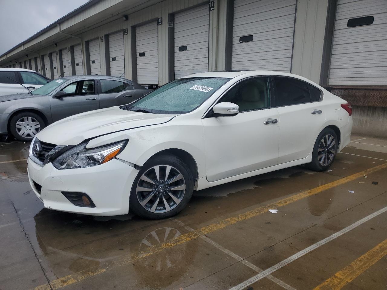 2017 NISSAN ALTIMA