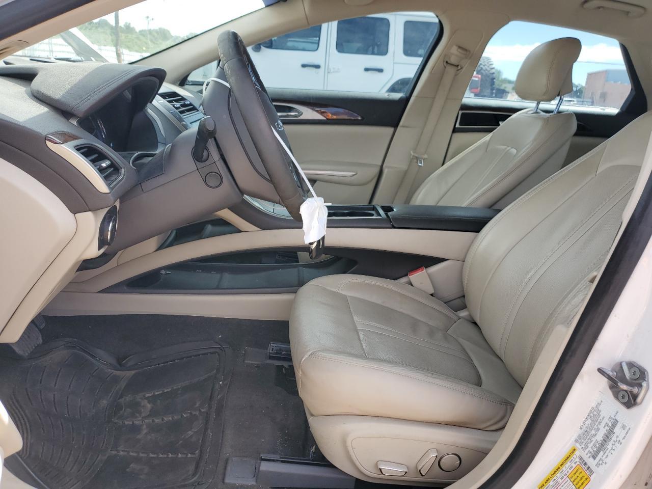2016 LINCOLN MKZ