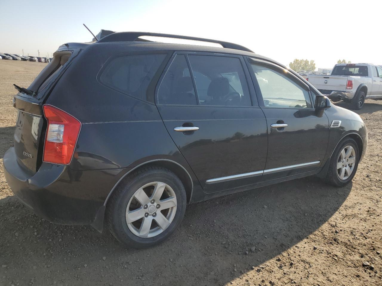 2009 KIA RONDO