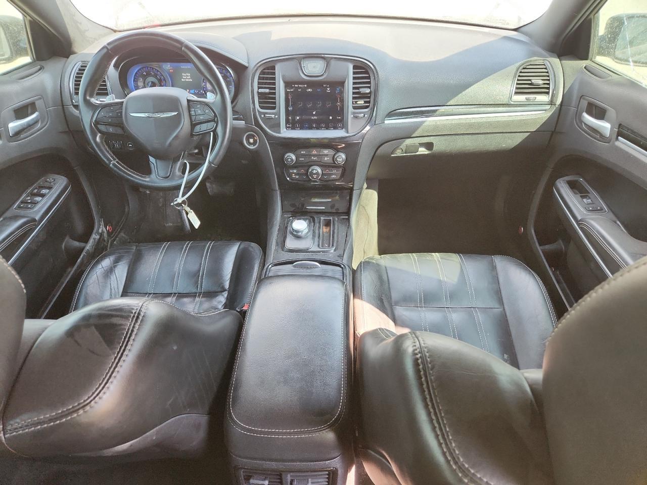 2018 CHRYSLER 300
