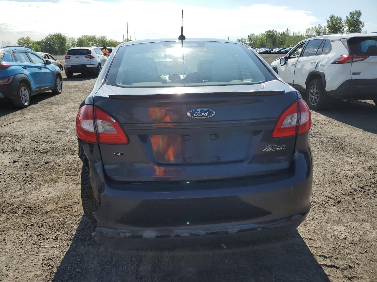 2012 FORD Fiesta